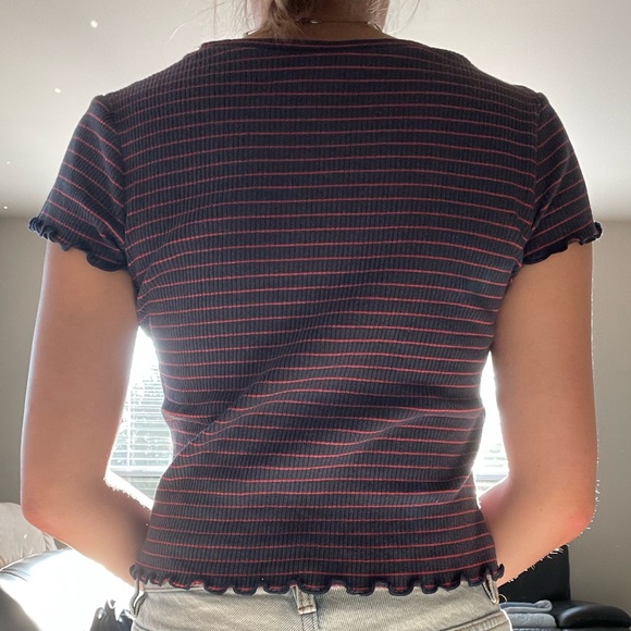 Design Lab Striped Tee - Picture 2 of 7